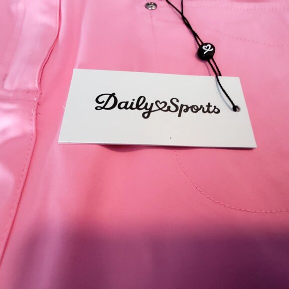 Daily Sports Womens Pink Sky Golf Shorts Size4 Button and zip front closure - Picture 7 of 15
